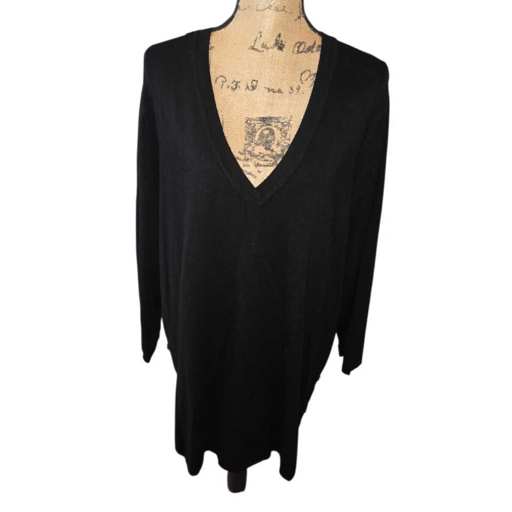 Jones New York Black Button Detail Tunic Length‎ V-Neck Sweater Plus Size 2X New